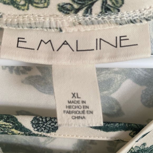 Emaline Green Floral Women’s Top - Picture 4 of 4